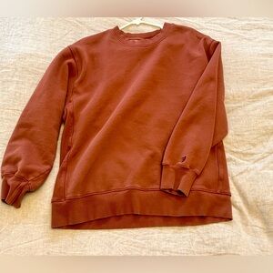 Aritzia TNA cozy fleece boyfriend crew sweatshirt - womens medium